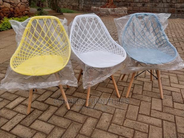 Eames Chairs Eames Chairs. - thumbnail 2