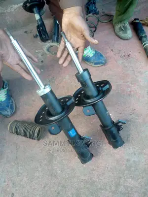 Nissan Serena Shocks Avairable