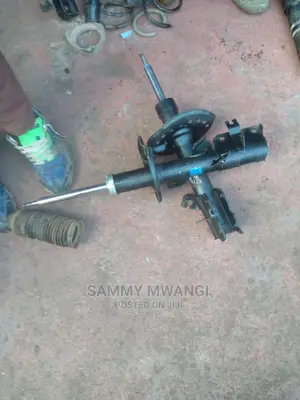Nissan Serena Shocks Avairable