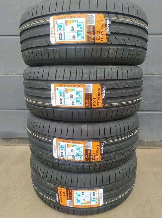 225/40zr18 Tracmax Tyres Made in China
