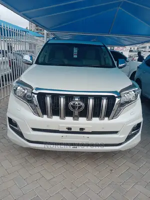 Toyota Land Cruiser Prado 2015 Off White