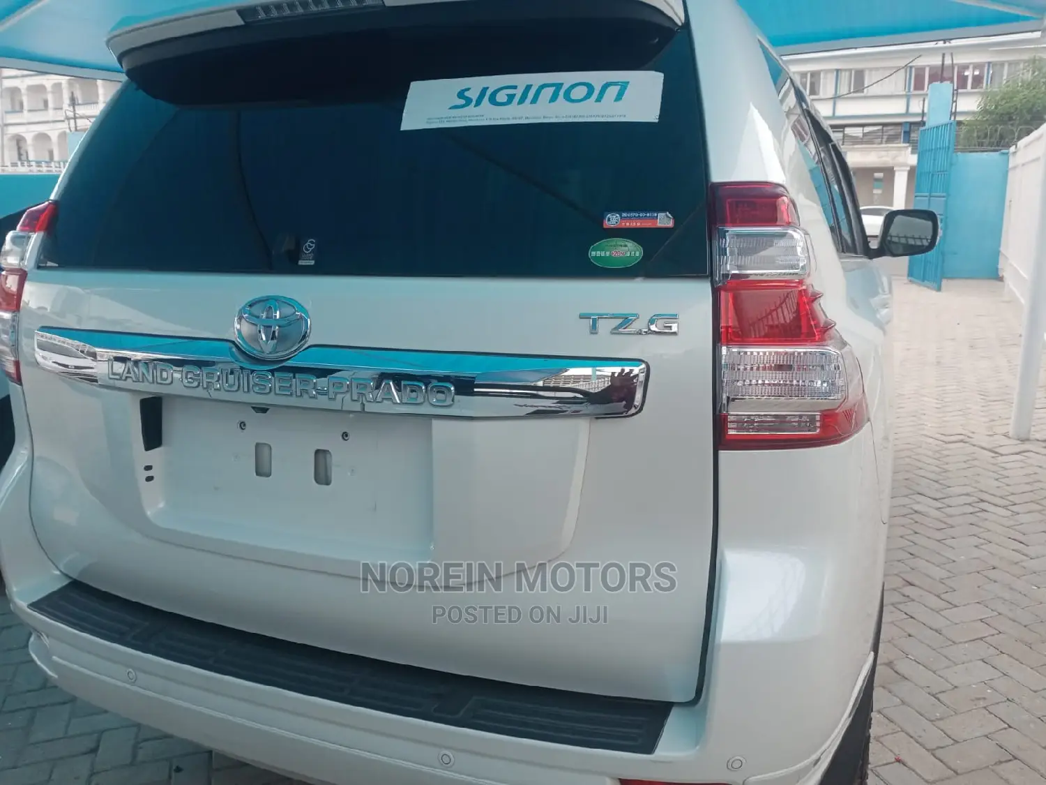 Toyota Land Cruiser Prado 2015 Off White