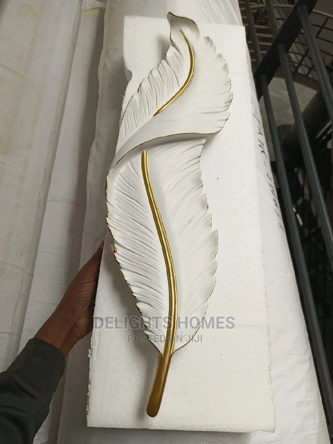 Minimalist Nordic Creative Feather Light