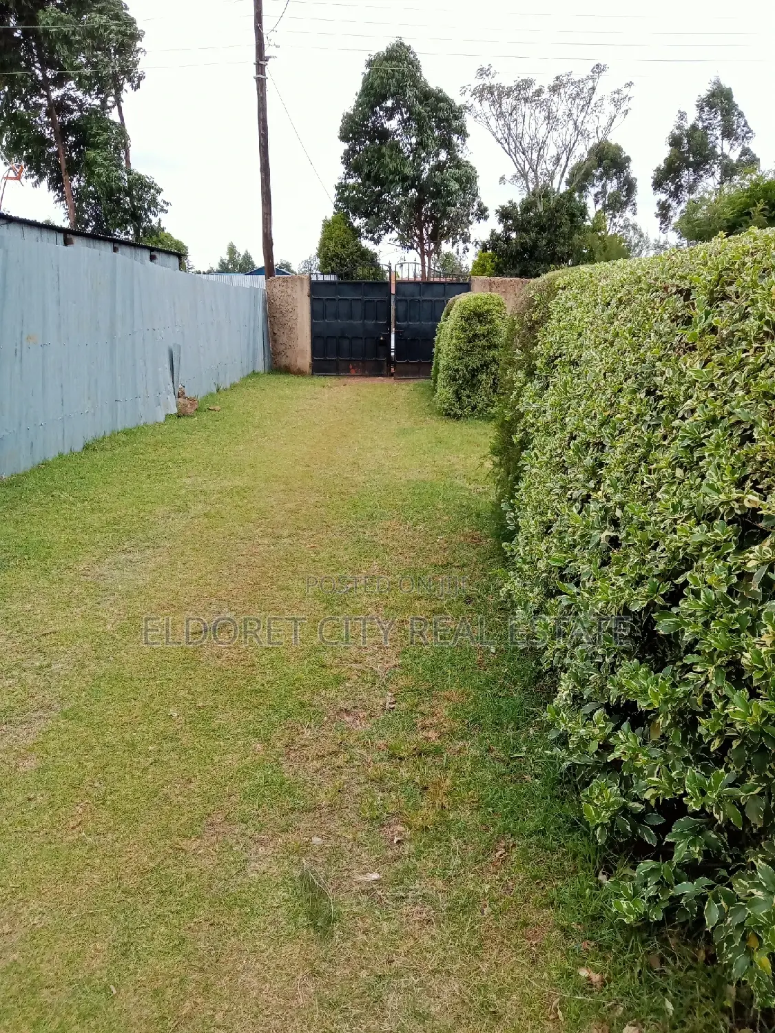 1/8 Plot Kimumu Ideal for Rental or Flatzs