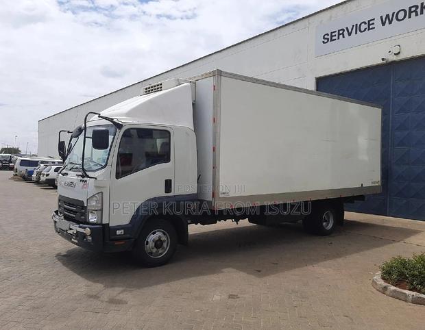 Isuzu FRR Refrigerated Body - thumbnail 6