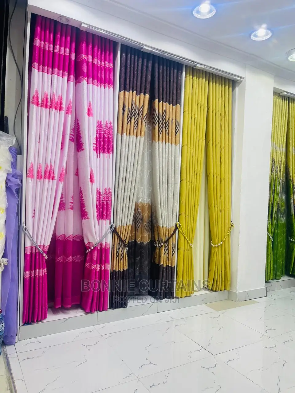Curtains and Shears Available in Affordable Prices
