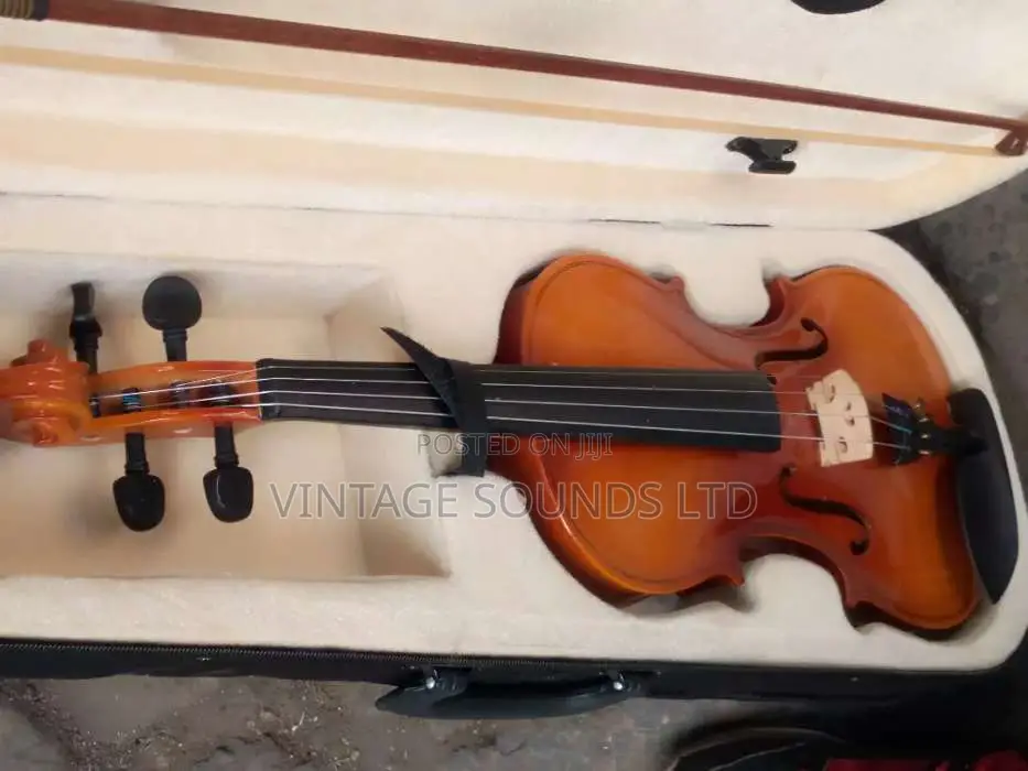 4/4 Violin By Maple Leaf USA