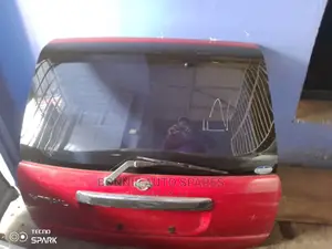 X-Trail NT30 Boot Door