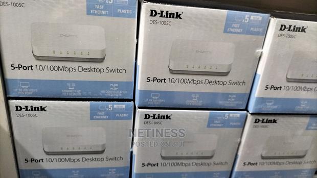 Dlink 5 Port Switch - main view