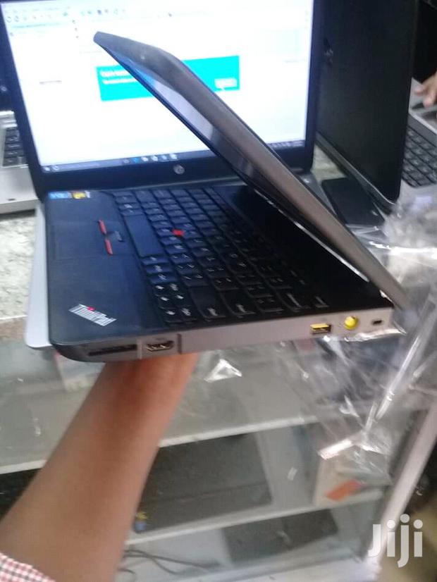 Laptop Lenovo ThinkPad X131e 4GB Intel Core 2 Duo HDD 320GB - thumbnail 2