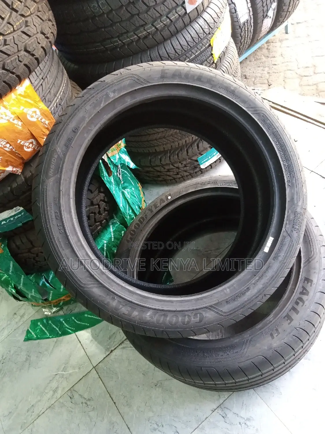275/40r20 Goodyear