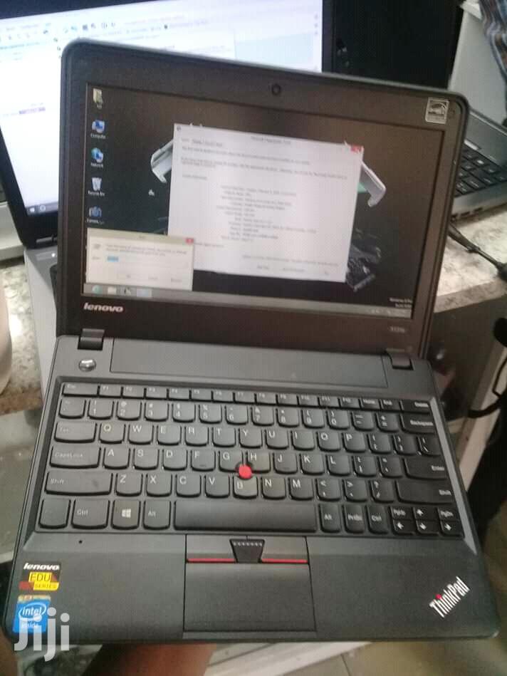 Laptop Lenovo ThinkPad X131e 4GB Intel Core 2 Duo HDD 320GB
