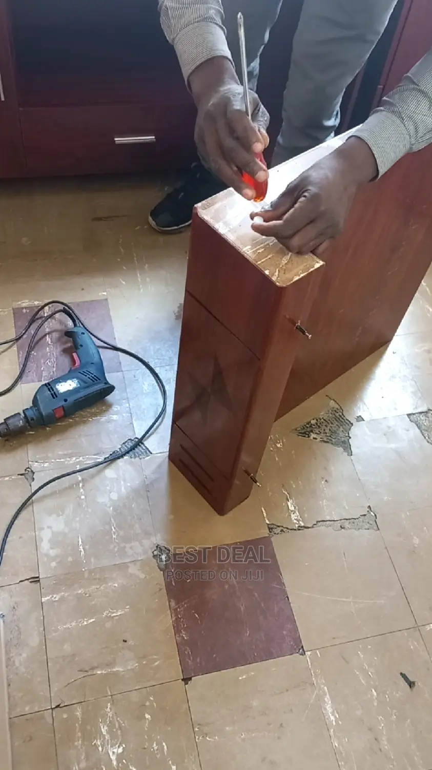 Office Executive Desk Furniture Assembling