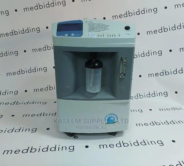 Oxygen Concentrator J5 - main view