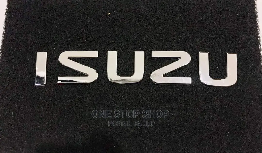 ISUZU Car Logo