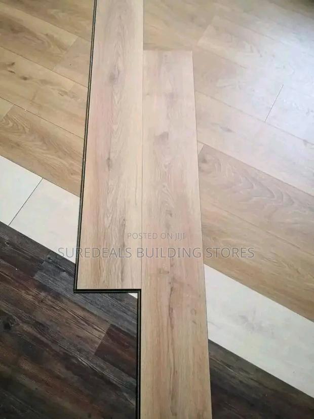 Interlocking Laminated Flooring- - thumbnail 2