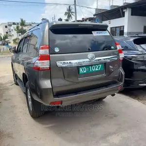 Toyota Land Cruiser Prado 2016 Brown