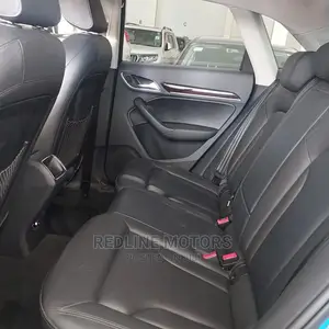 Audi Q3 1.4 TFSI 150hp 2016 Blue