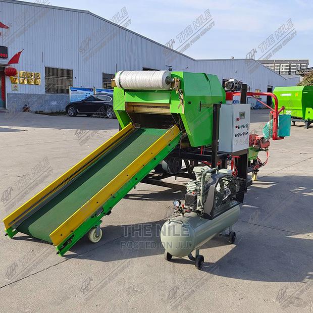 Feed Storage Strapping and Wrapping Machine - main view