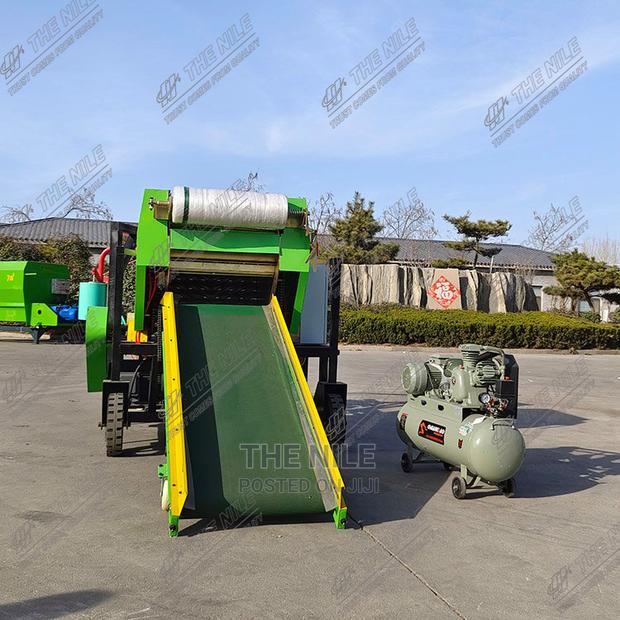 Automatic Baling and Wrapping Machine Feed Storage - main view