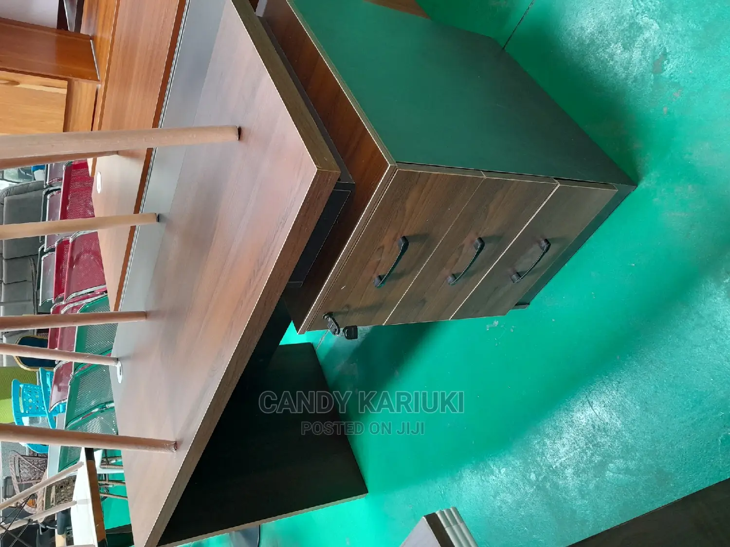 Modern 1.4m Office Desk