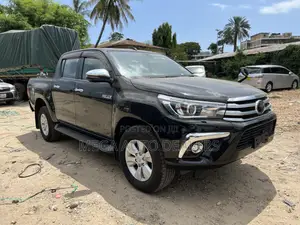 Toyota Hilux 2018 Black