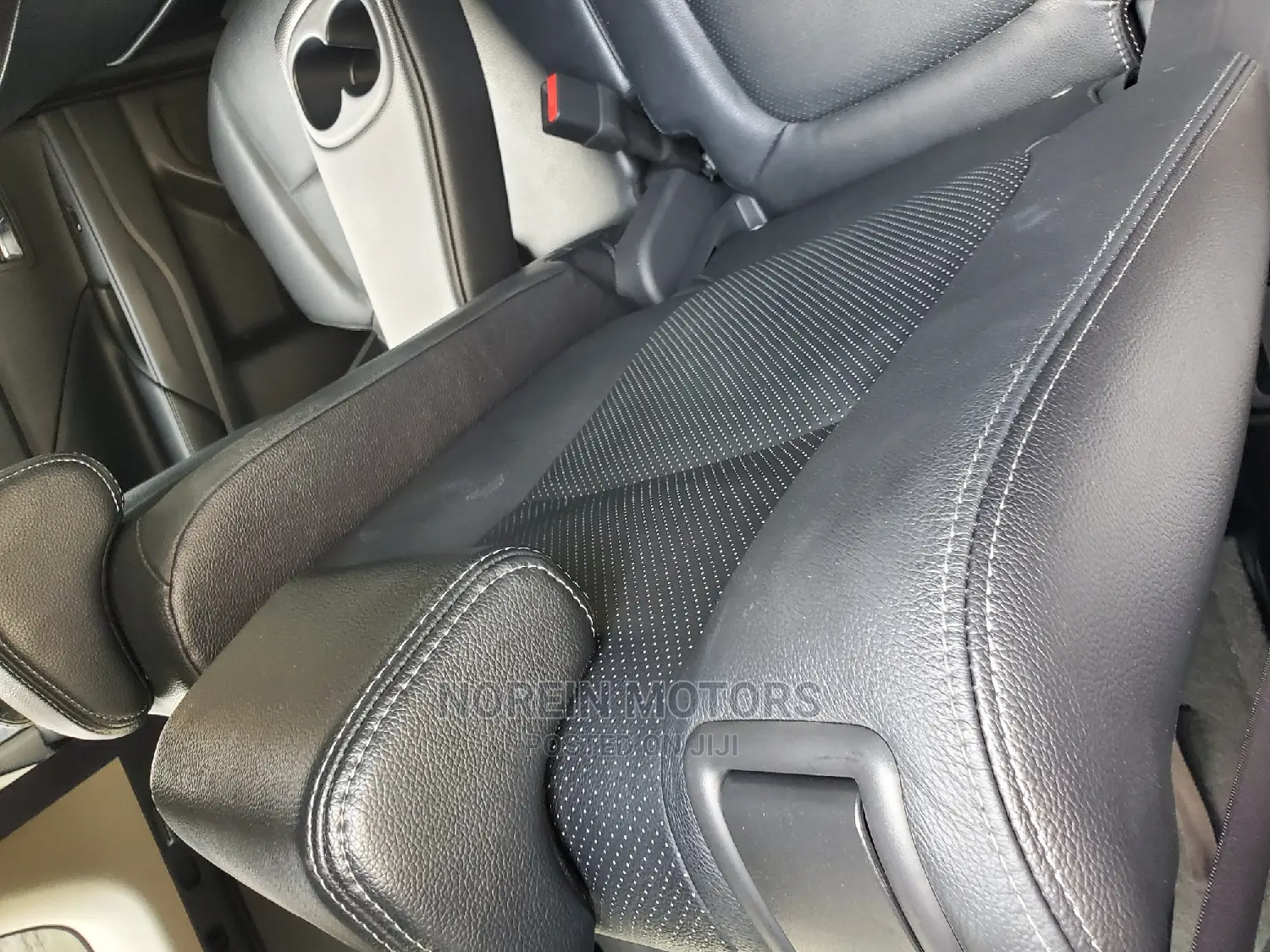 Mitsubishi Outlander 2016 Off White