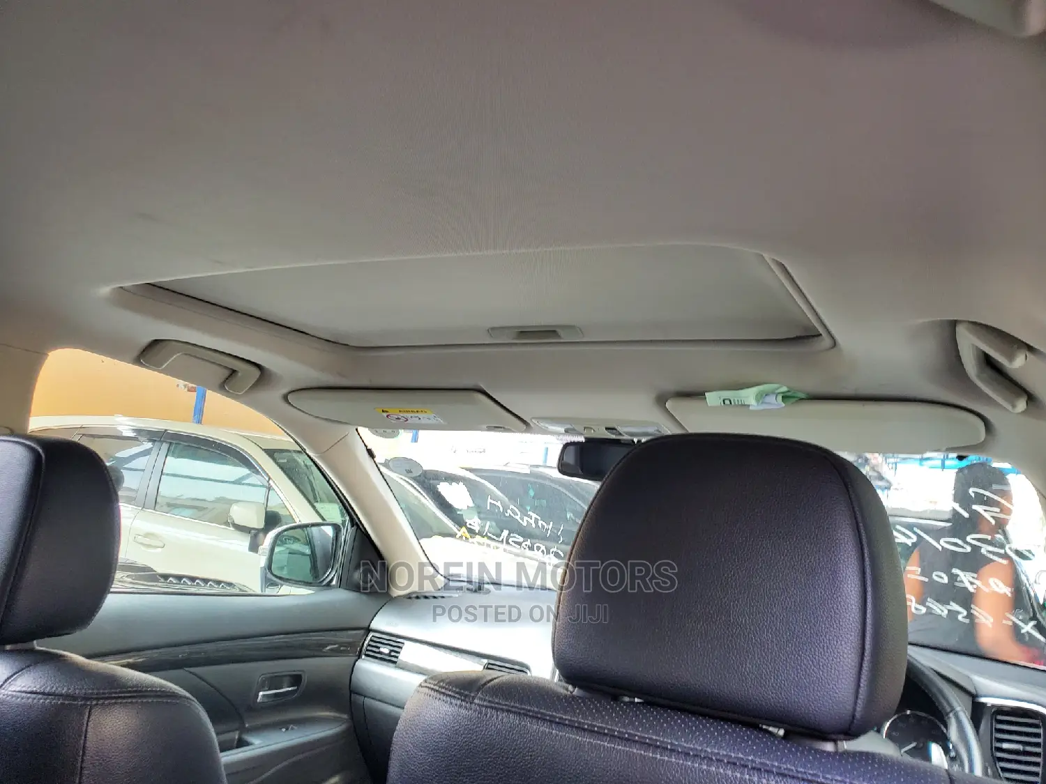 Mitsubishi Outlander 2016 Off White