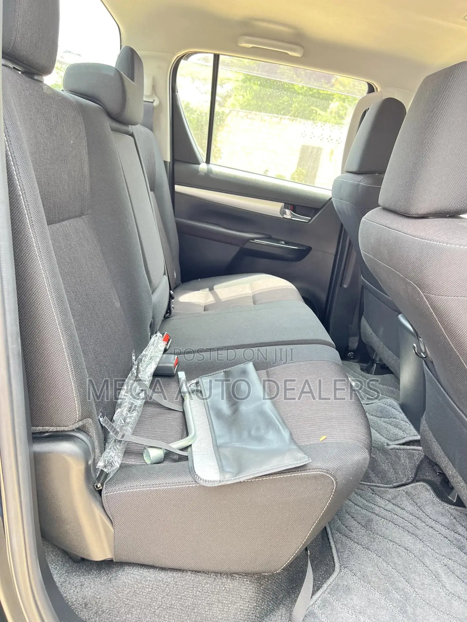 Toyota Hilux 2018 Black