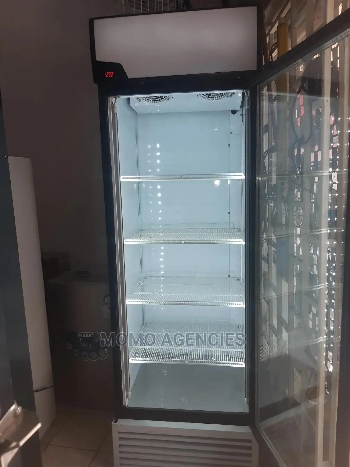 Display Fridge One Door