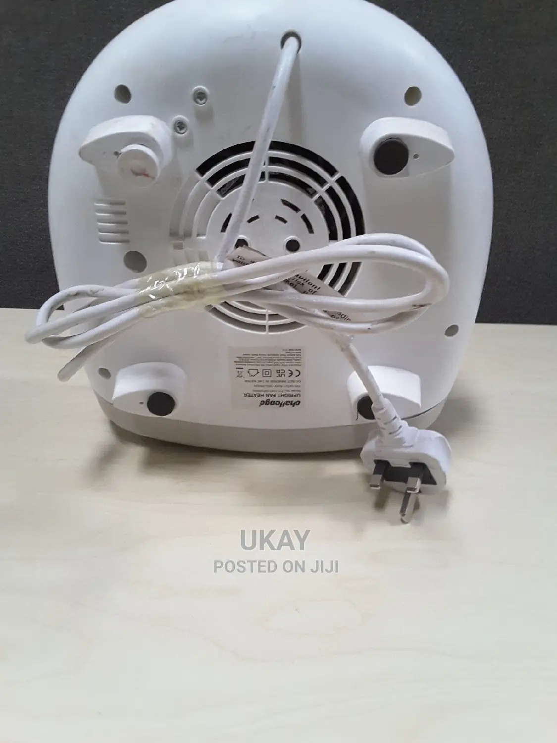 Ex-Ukchallenge Flat Fan Heater.