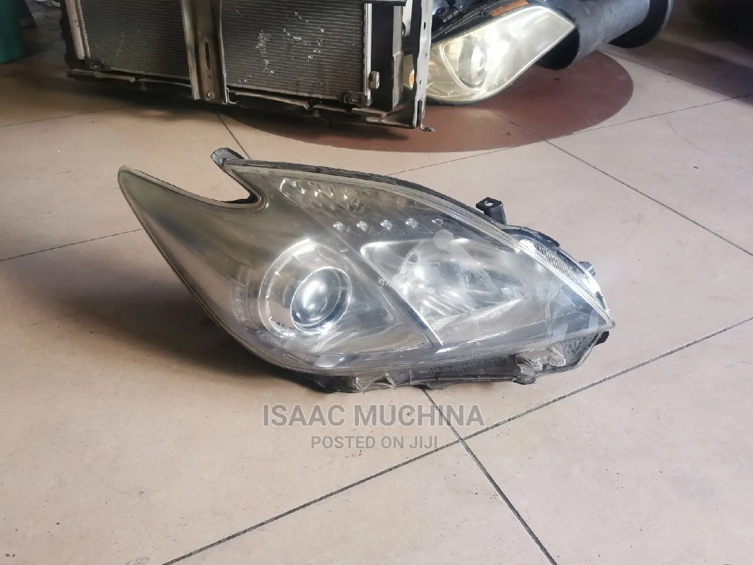 Prius Non Xenon