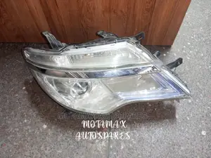 Nissan Serena 2015 Headlight