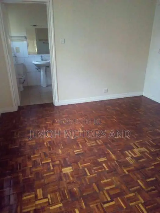 HOUSE FOR SALE IN NEW MUTHAIGA