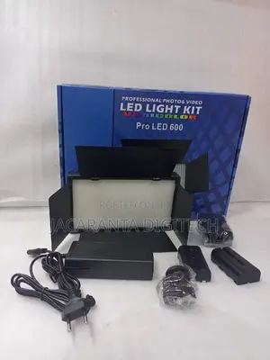 Proffessional Led 600 Video Light Bi Colour