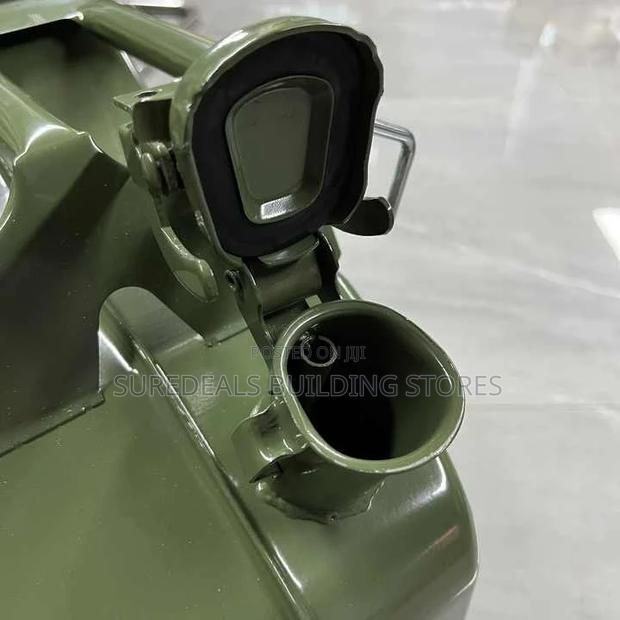 Generic Fuel Jerry Can-20ltrs - thumbnail 4