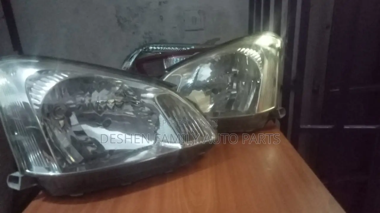 Premio 240 Headlight Xenon