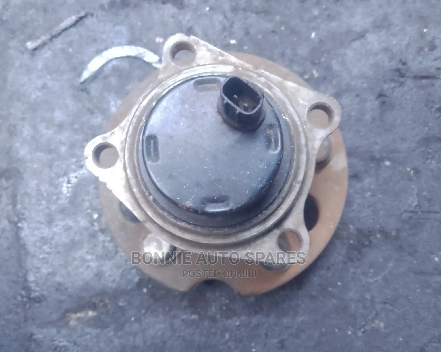 Voxy Wheel Hub