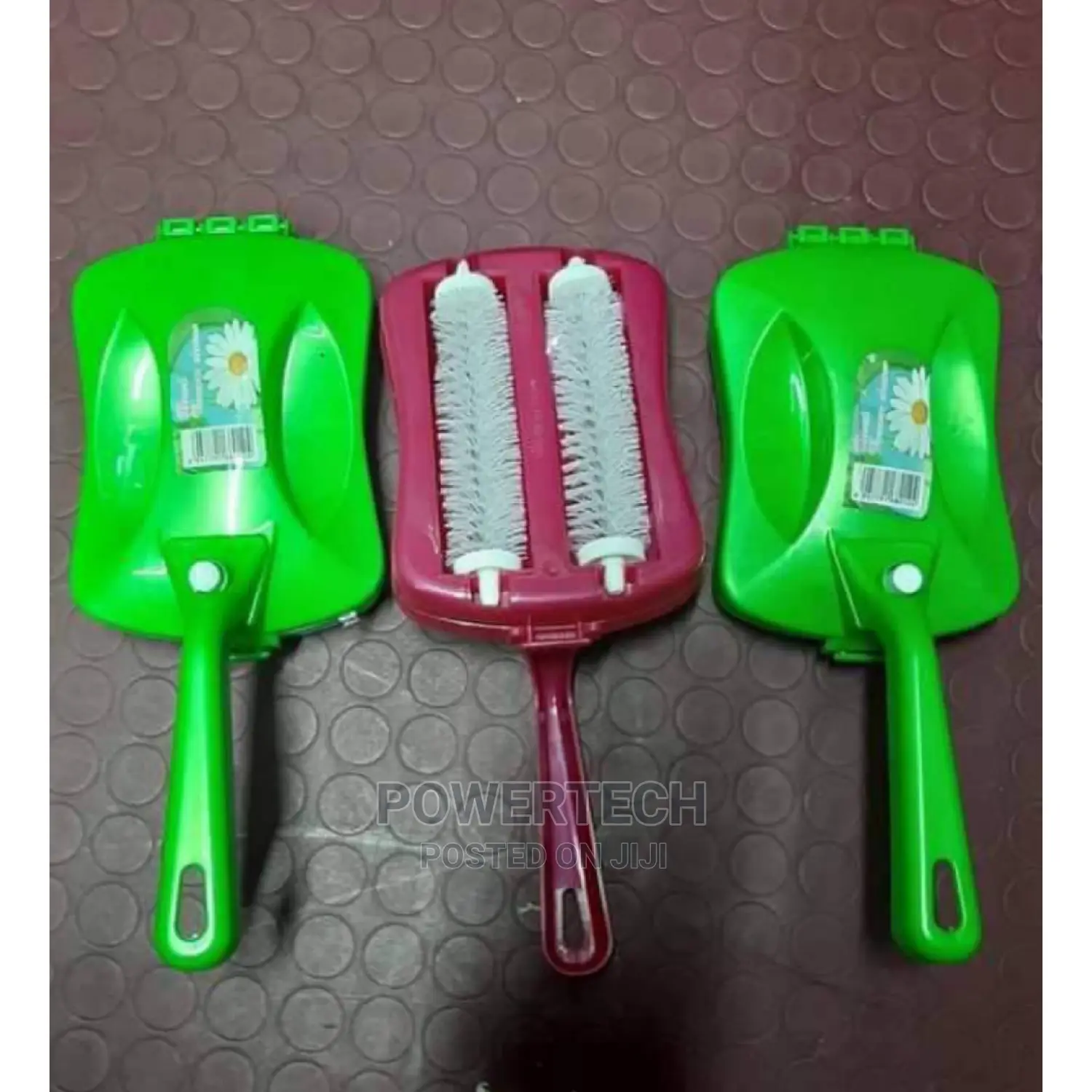 Carpet Brush;