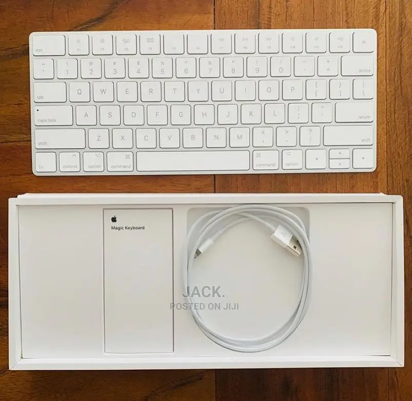 Magic Keyboard 2 Open Box at 8500