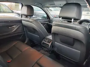 BMW 520i 2015 Gray