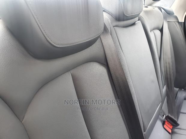 Toyota Harrier 2018 White - thumbnail 12