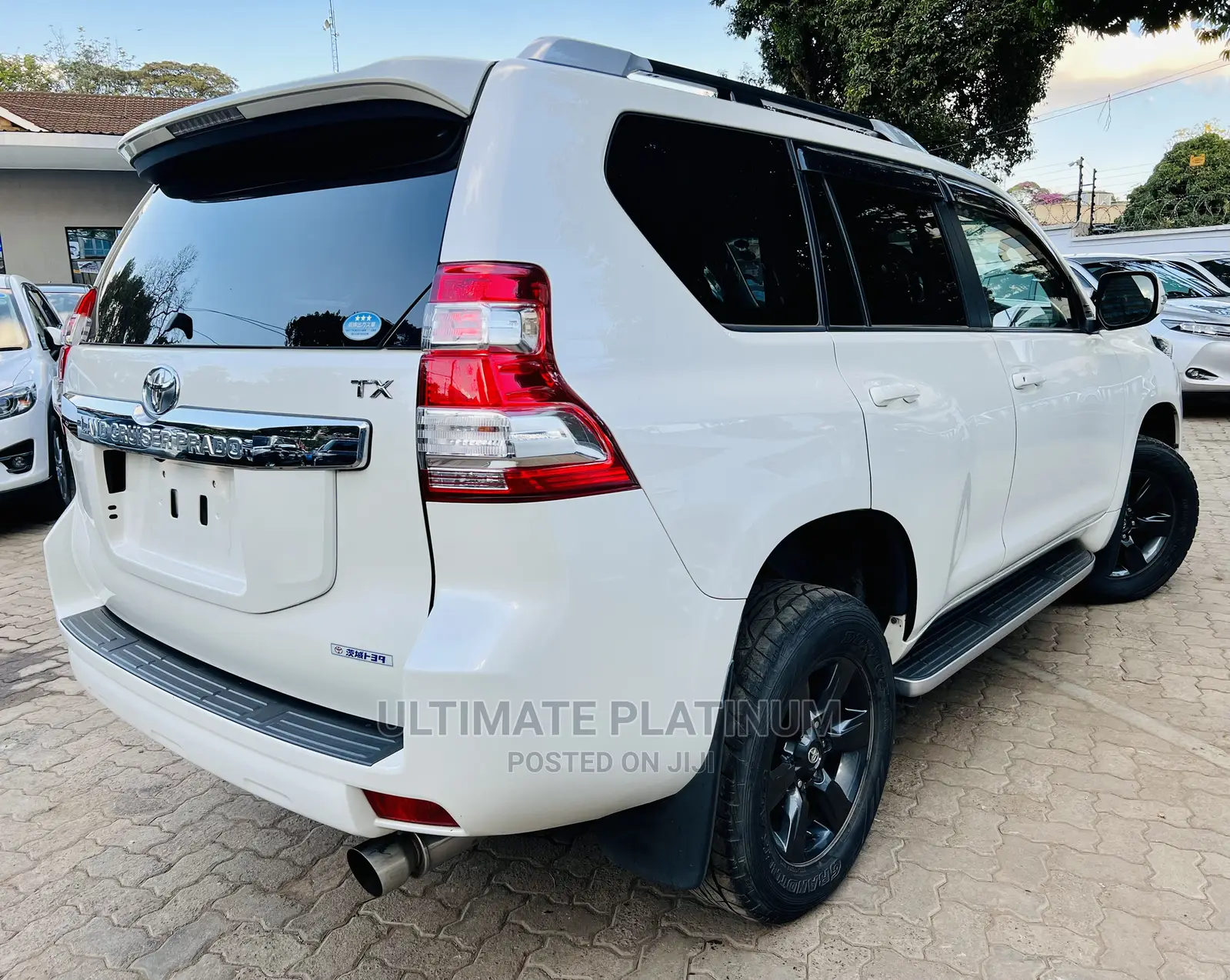 Toyota Land Cruiser Prado 2015 White