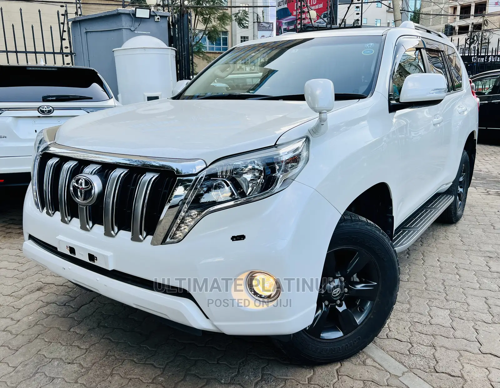 Toyota Land Cruiser Prado 2015 White
