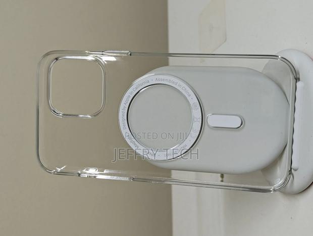 Apple Clear Case With Magsafe for iPhone 14 Pro Max - thumbnail 3