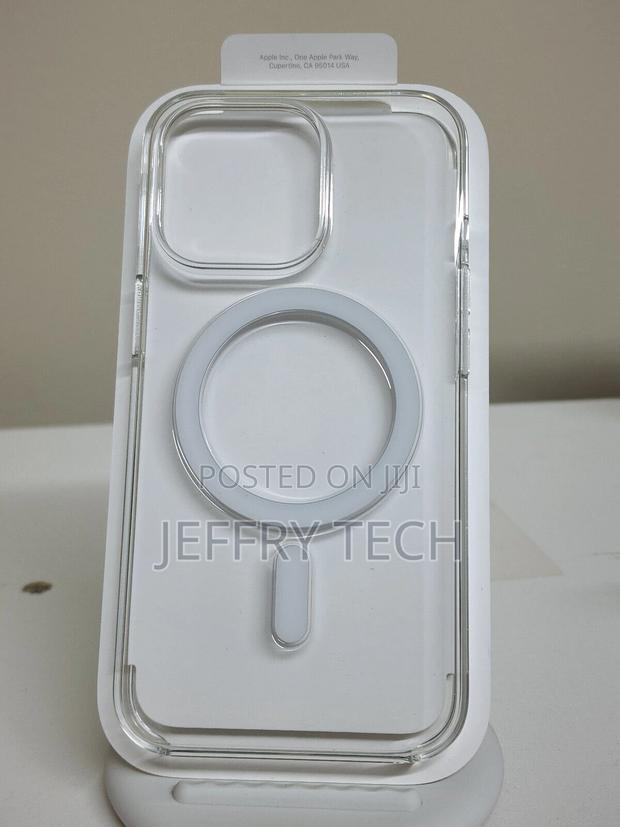 Apple Clear Case With Magsafe for iPhone 13 Pro - thumbnail 3