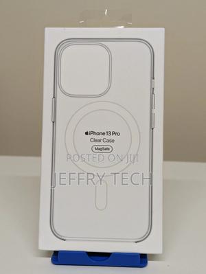 Apple Clear Case With Magsafe for iPhone 13 Pro - thumbnail 2