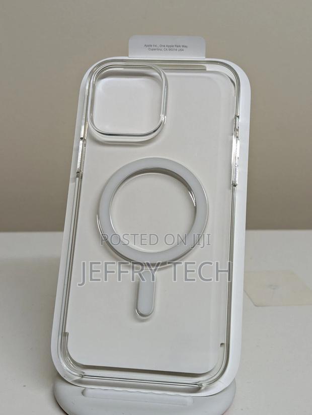 Apple Clear Case With Magsafe for iPhone 13 Pro Max (6.7") - - thumbnail 2