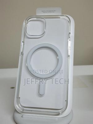 Clear Case With Magsafe for iPhone 13 - Open Box - thumbnail 2