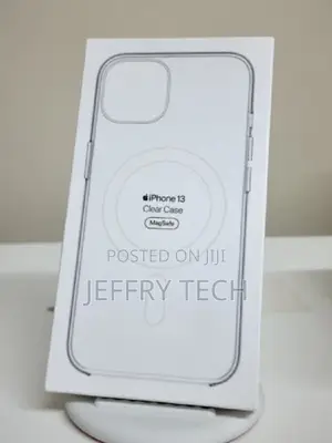 Clear Case With Magsafe for iPhone 13 - Open Box
